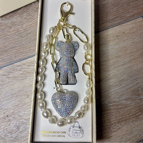 Rhinestone Glitter Teddy Bear & Heart Charm Keychain Set | EyeCandy Los Angeles - Picture 4 of 6